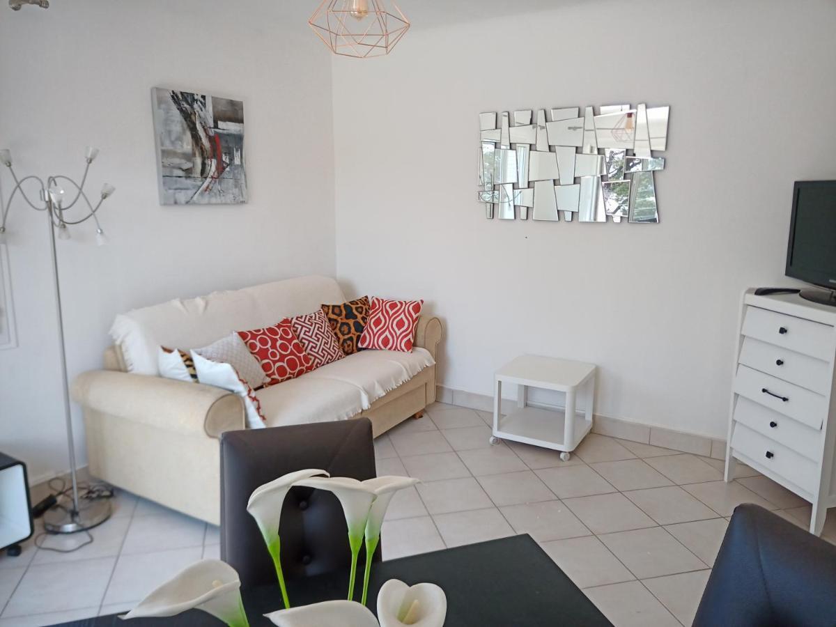 T2 Terrasse Vue Mer Six-Fours-les-Plages Exteriér fotografie